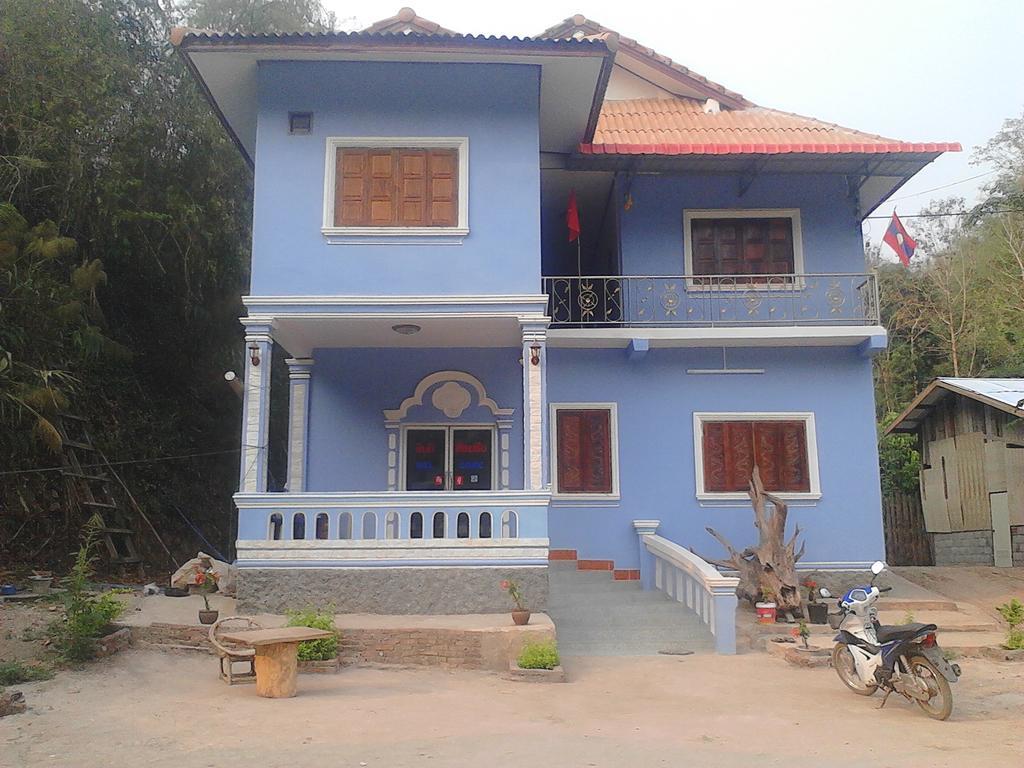 Phonephithak Guesthouse Muang Pakbèng Exterior foto
